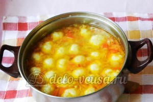 Суп с сырными шариками: В суп добавить сырные шарики